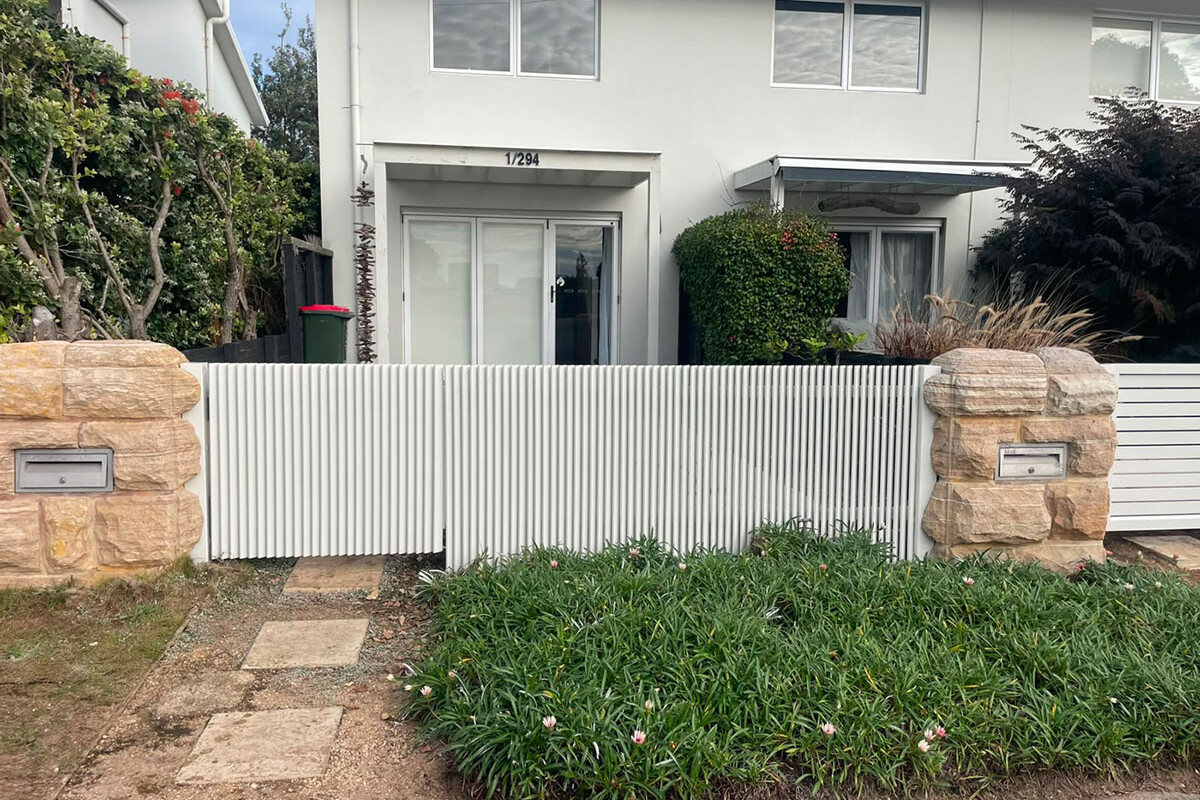 Front Fencing Aluminium