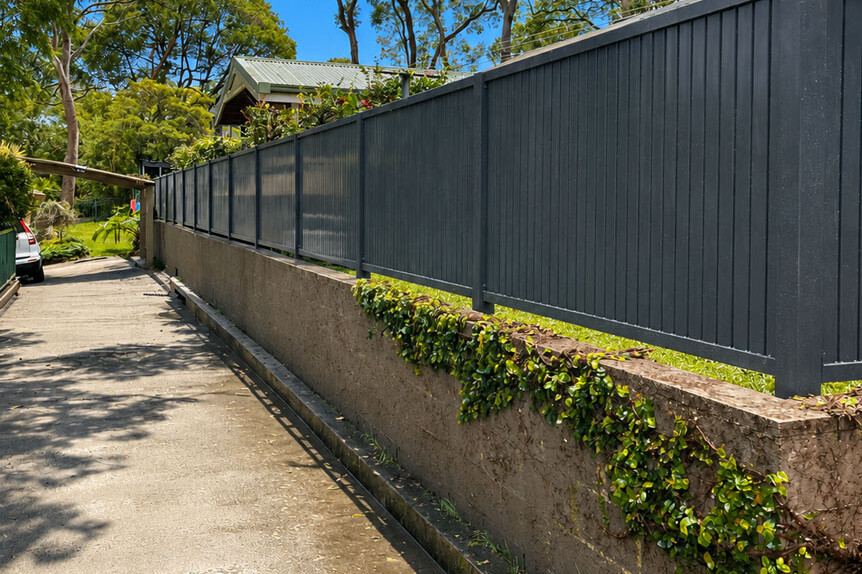 Front Fencing Aluminium